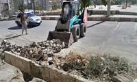سنندج به استقبال بارندگی رفت؛ جداول و انهار شهر زیر تیغ پاکسازی